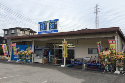 シカクイ リサイクルショップ 八潮店