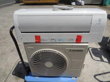 横浜市港北区でエアコン SRK22TW 2018年製と洗濯機を買い取りました。